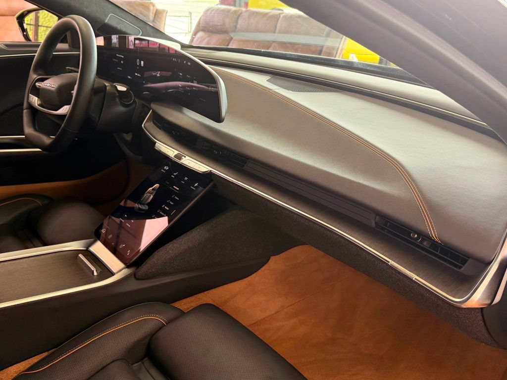 Used 2025 Lucid Air Touring AWD/4WD image 24