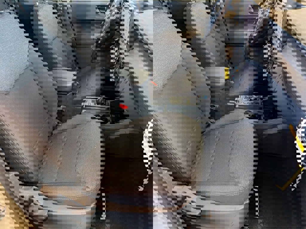 New 2025 Ford Maverick XL w/ Equipment Group 101A image 19