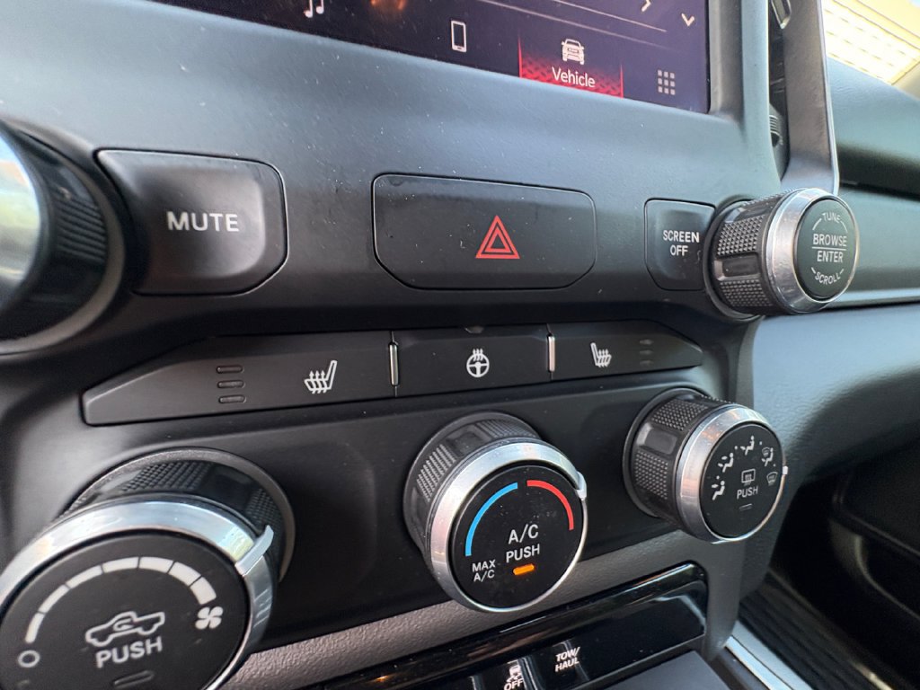 Certified 2023 RAM 1500 Big Horn AWD/4WD image 25