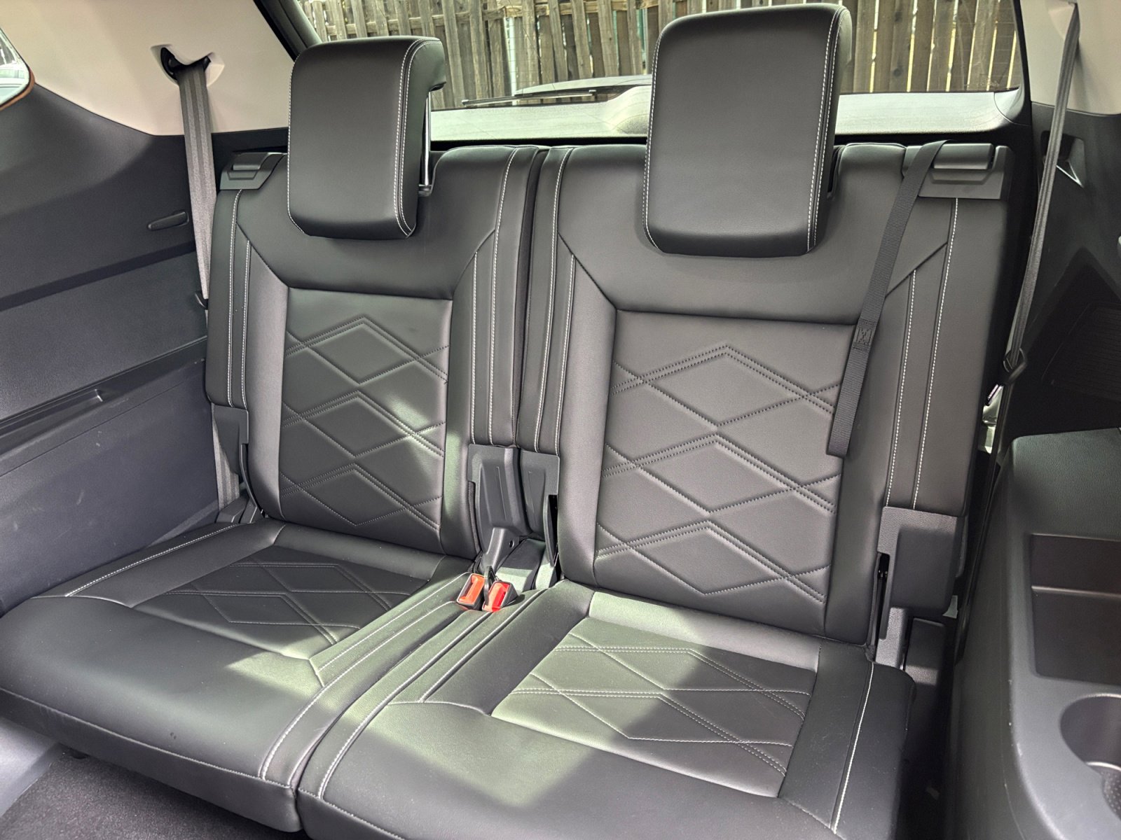Used 2024 Volkswagen Atlas SE image 25