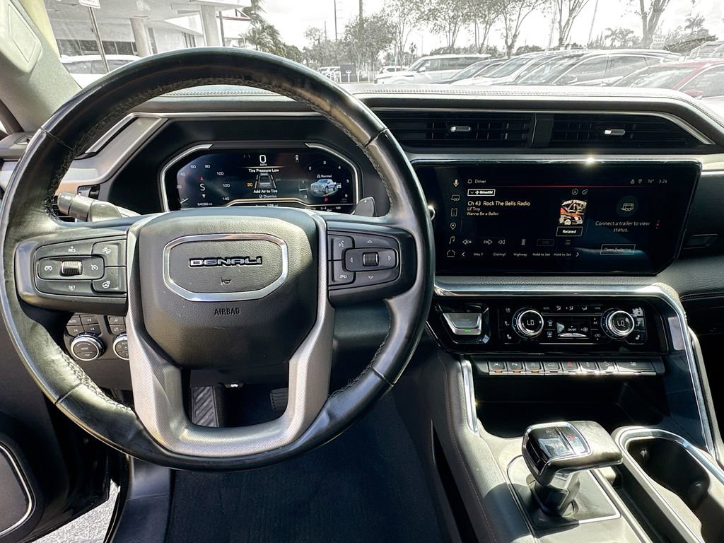 Used 2024 GMC Sierra 1500 Denali w/ Denali Reserve Package AWD/4WD image 12