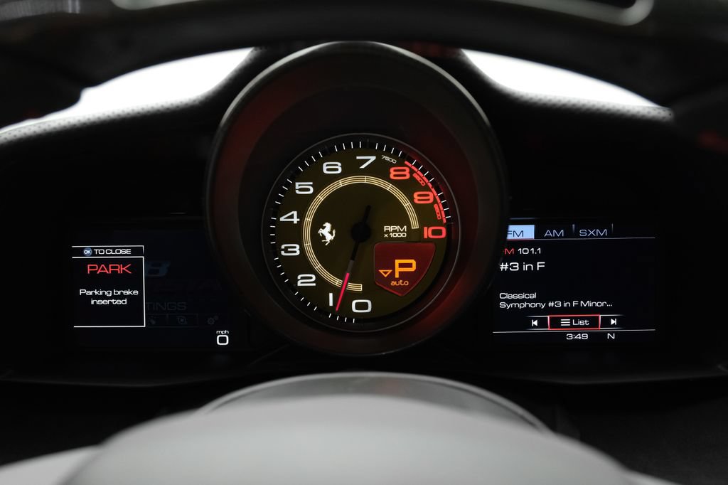 Used 2020 Ferrari 488 Pista Coupe RWD image 18