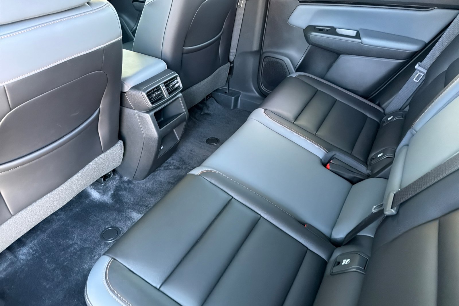 Used 2025 Honda Prologue Touring image 12