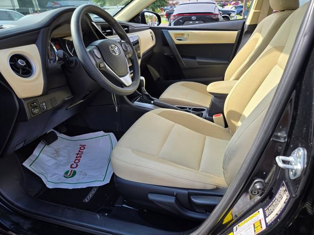 Used 2017 Toyota Corolla LE w/ Carpet Mat Package (TMS) FWD image 10
