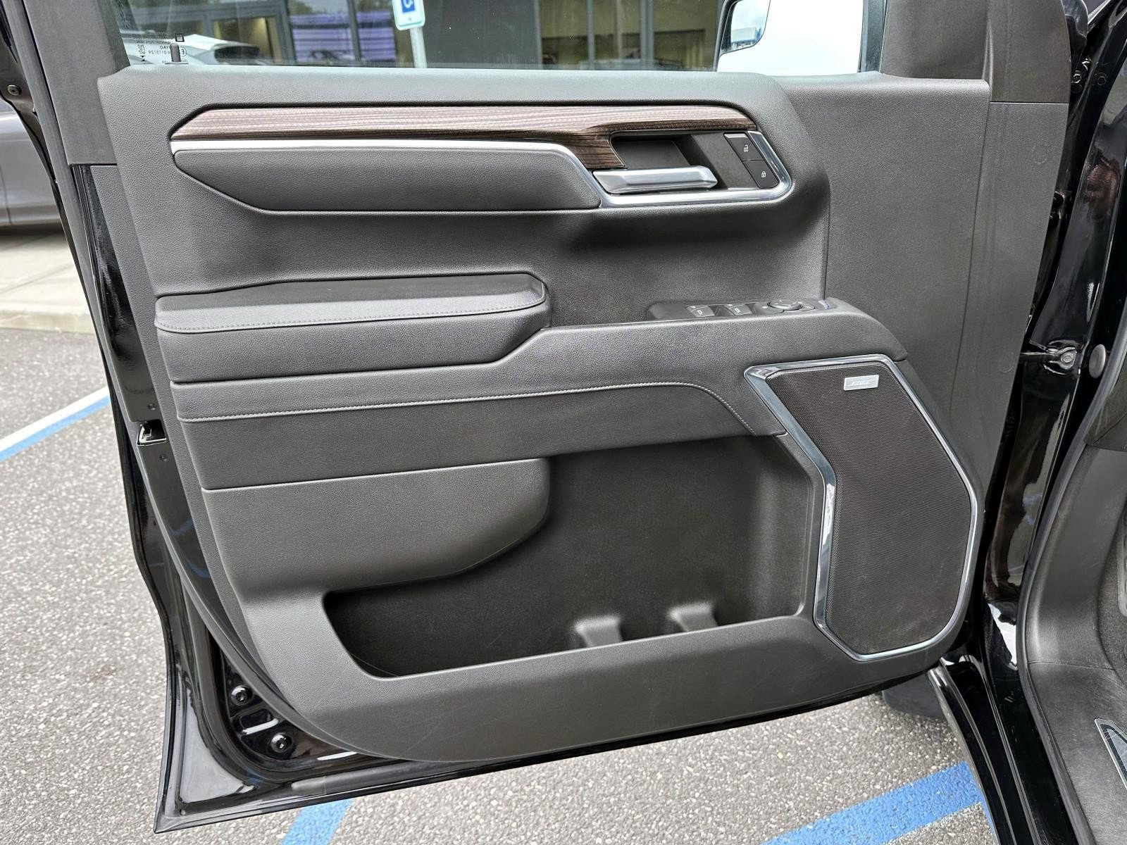Used 2024 Chevrolet Silverado 1500 RST w/ Convenience Package II AWD/4WD image 8