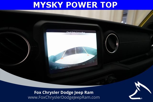 Used 2023 Jeep Wrangler Unlimited Sahara w/ Cold Weather Group image 19