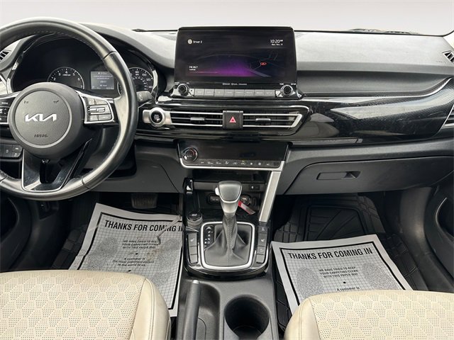 Used 2022 Kia Seltos EX image 11