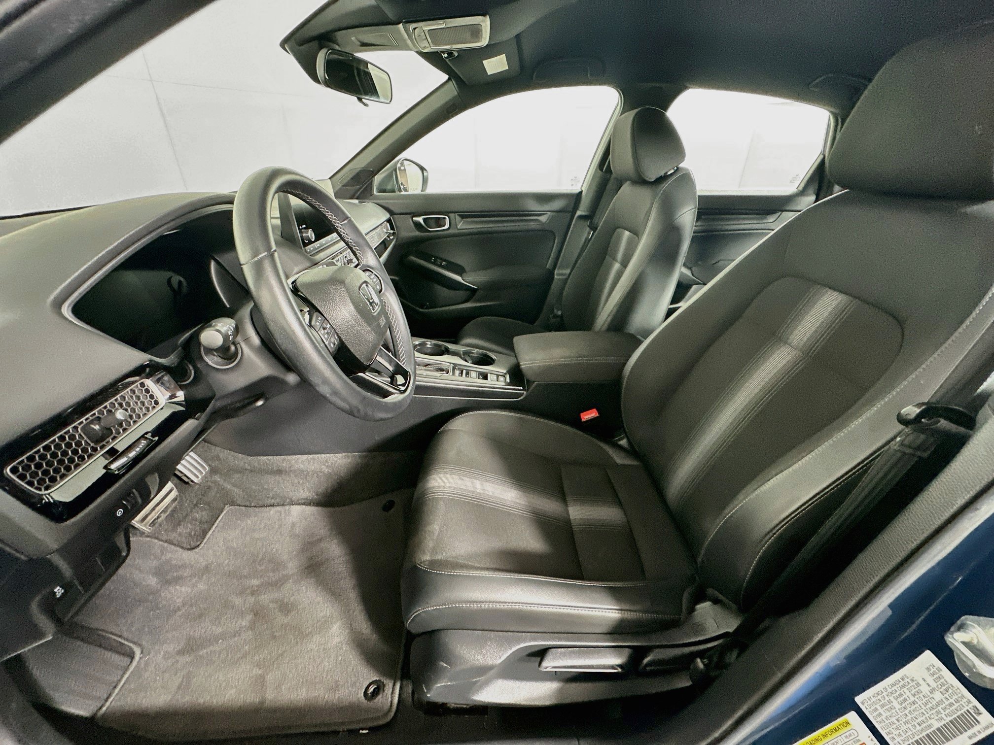 Used 2025 Honda Civic Sport image 13