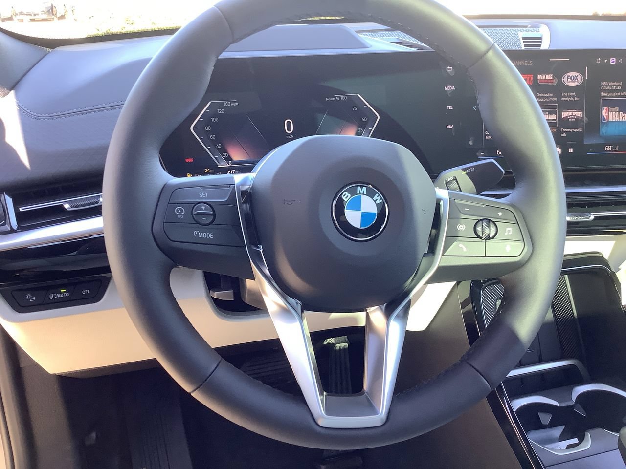 New 2027 BMW X2 xDrive28i w/ Technology Package AWD/4WD image 21
