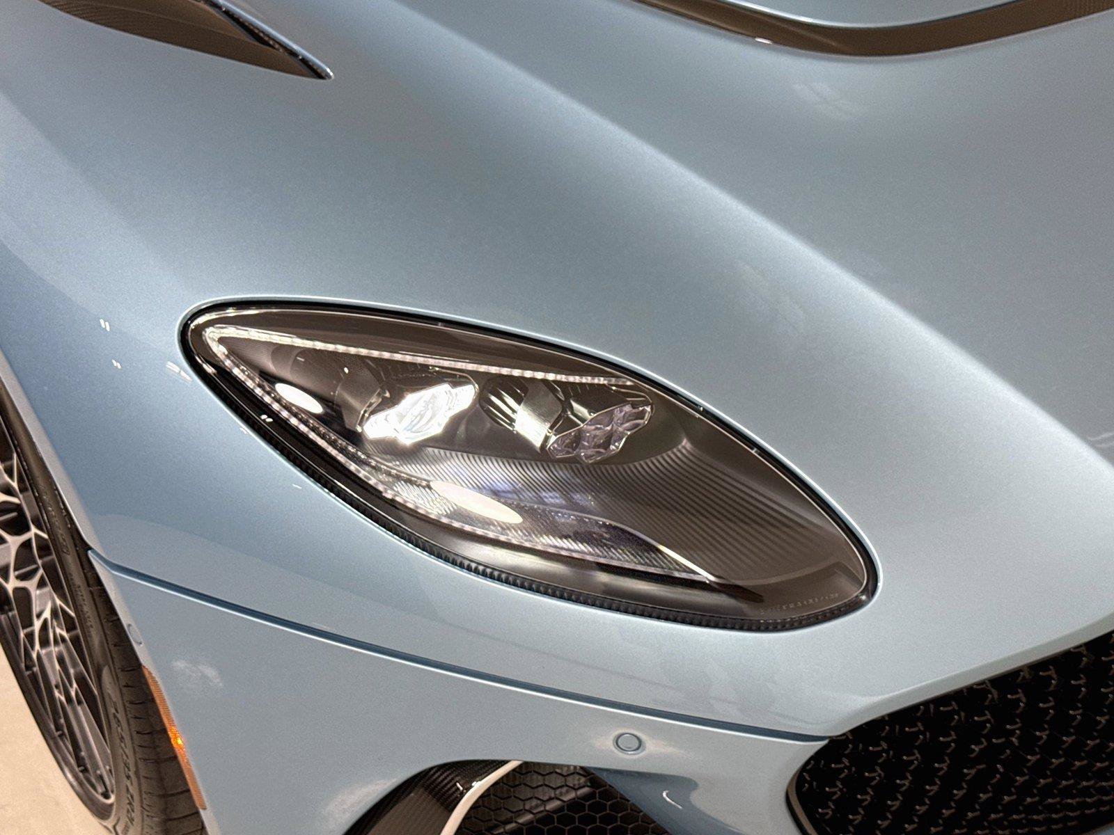 Used 2023 Aston Martin DBS Superleggera Volante RWD image 34