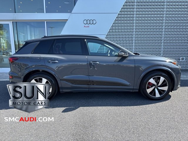 New 2025 Audi SQ6 e-tron Prestige image 3