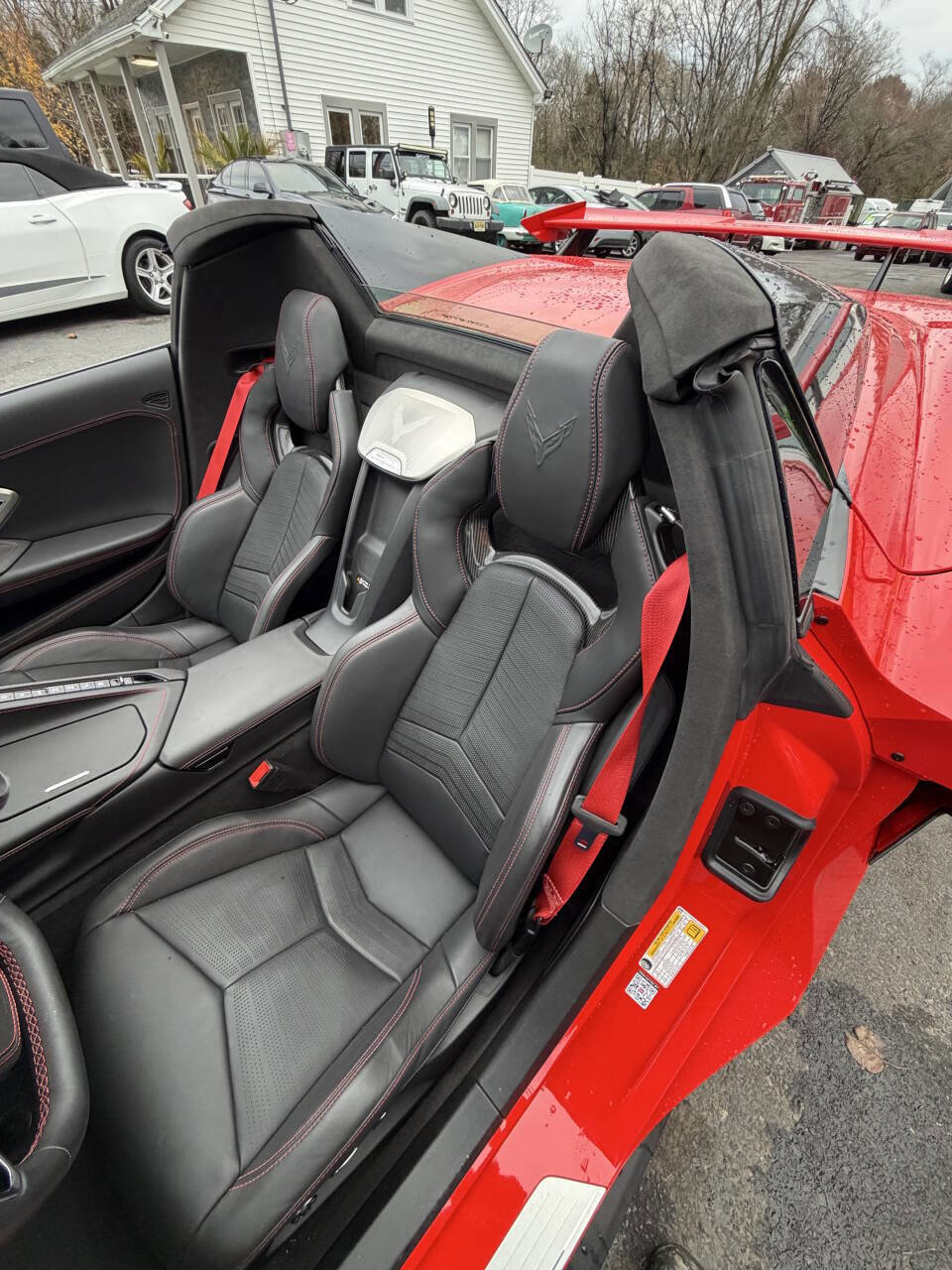 Used 2025 Chevrolet Corvette Stingray Premium Conv w/ Battery Protection Package RWD image 18