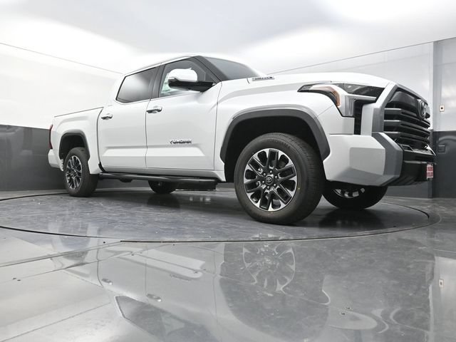 Used 2025 Toyota Tundra Limited AWD/4WD image 20