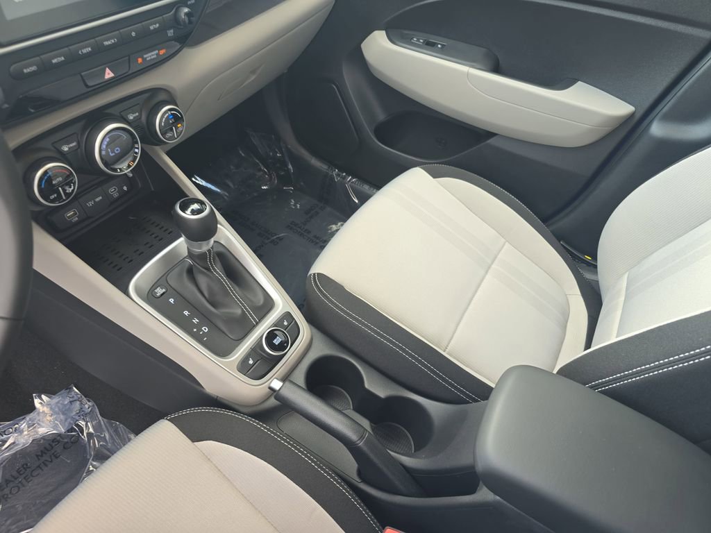 New 2026 Hyundai Venue SEL FWD image 26