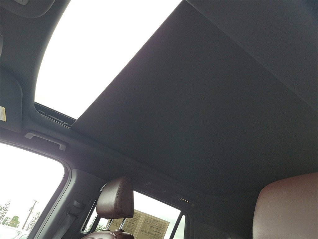 Used 2022 Ford Expedition Max Limited image 19