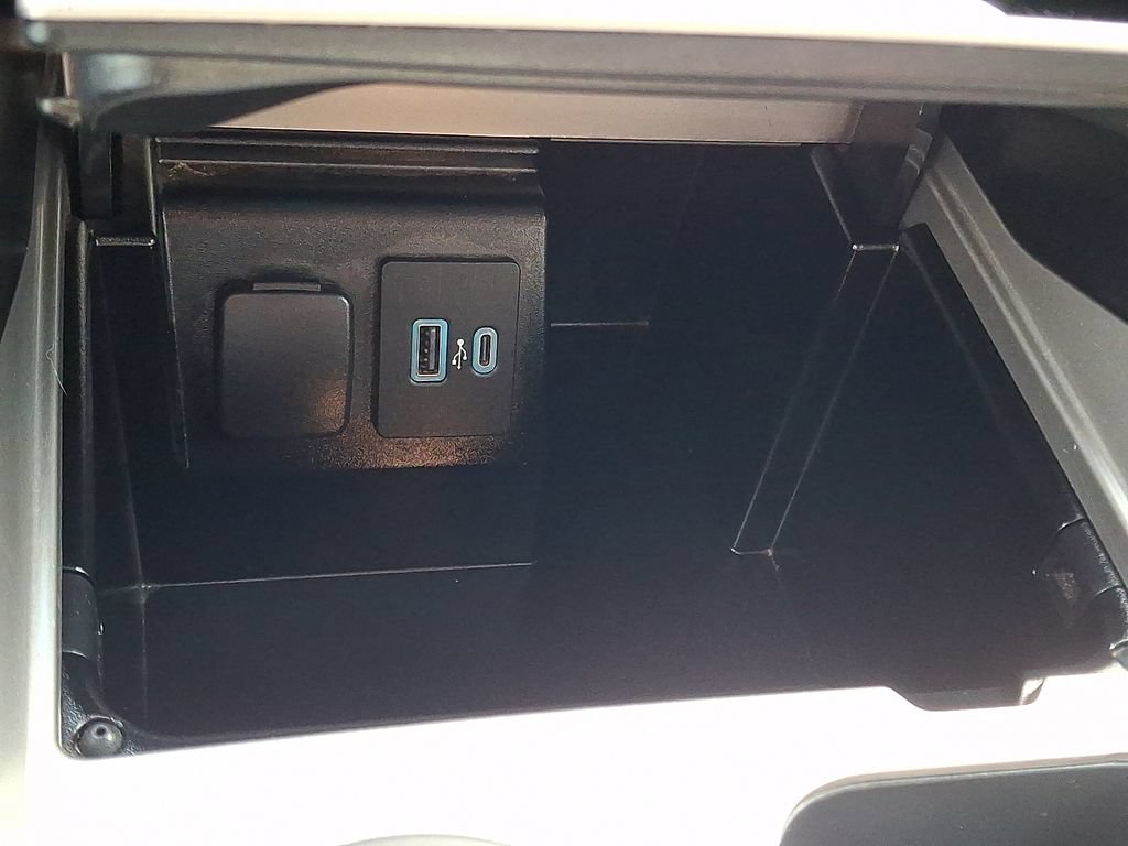 Used 2022 Ford Explorer ST w/ Equipment Group 401A AWD/4WD image 26