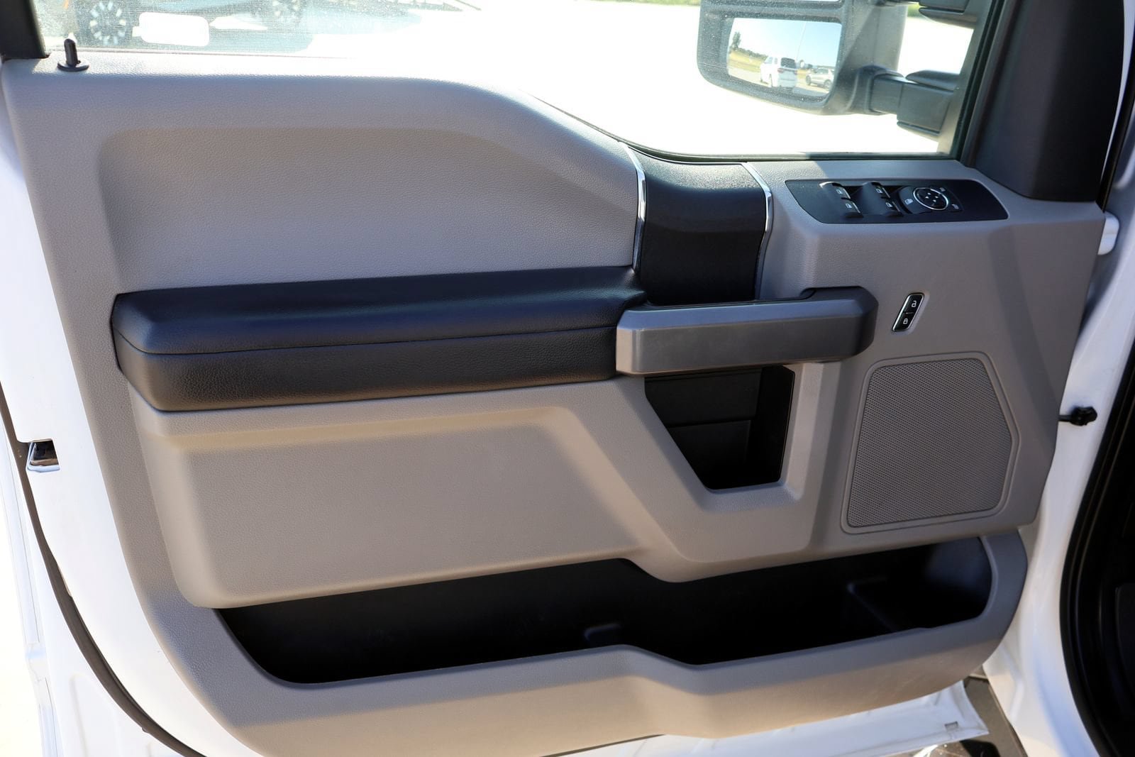 Used 2020 Ford F250 XLT w/ FX4 Off-Road Package AWD/4WD image 18