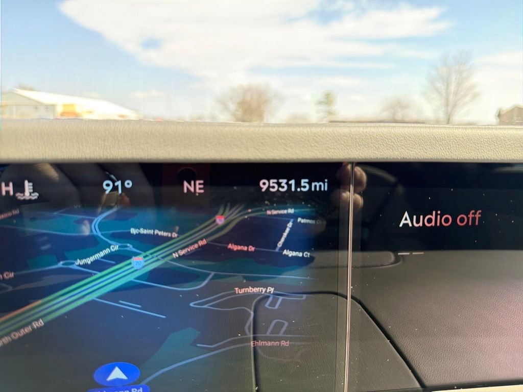 Used 2024 Lincoln Nautilus Reserve w/ Equipment Group 203A image 18