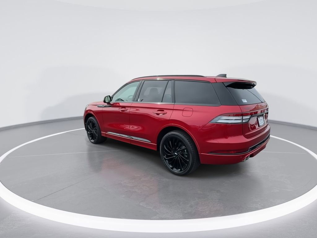 Used 2025 Lincoln Aviator Reserve w/ Jet Appearance Package image 6