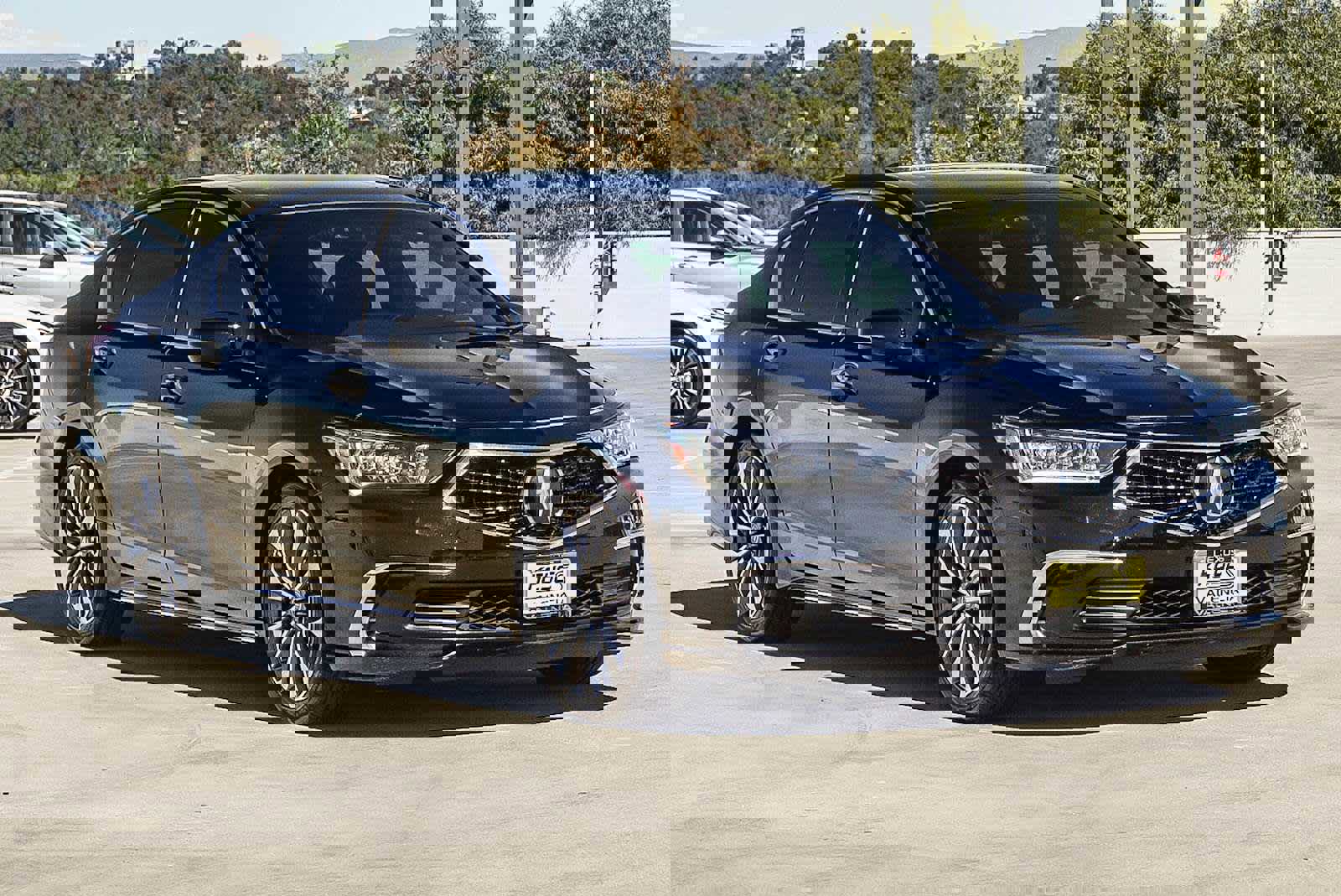 Used 2018 Acura RLX w/ Technology Package image 13