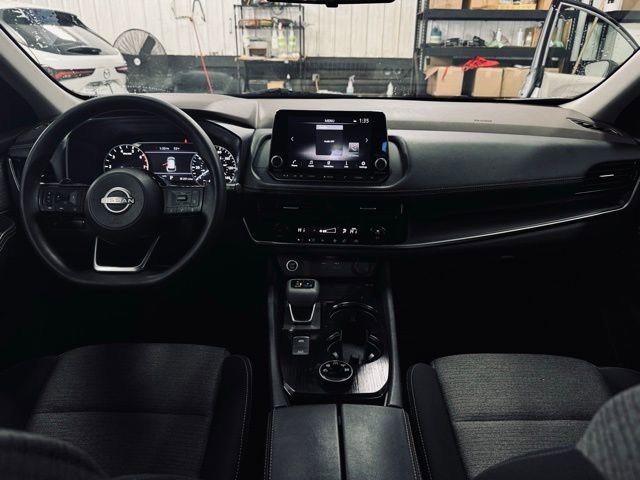 Used 2022 Nissan Rogue SV AWD/4WD image 20
