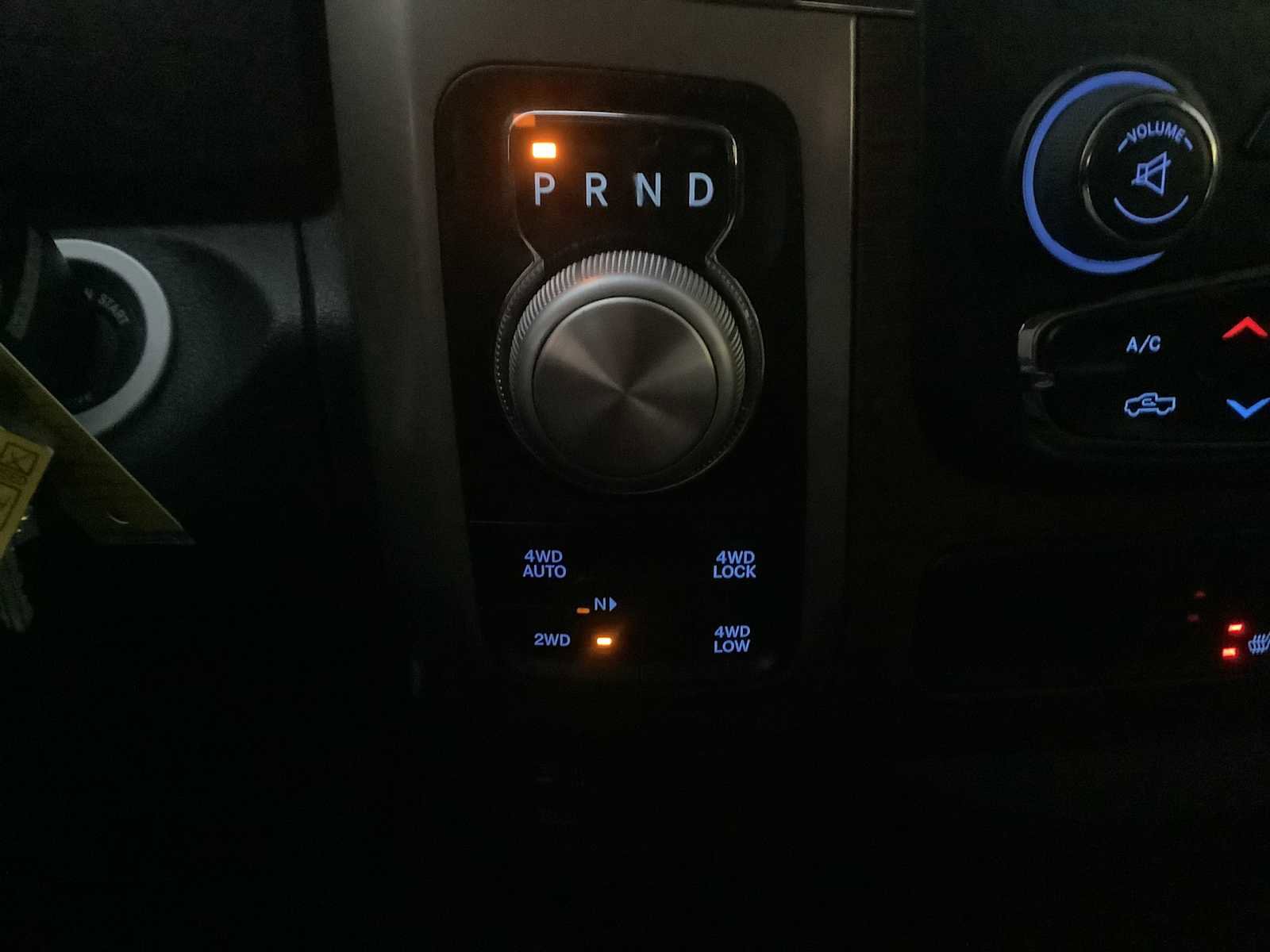 Used 2017 RAM 1500 Laramie image 19