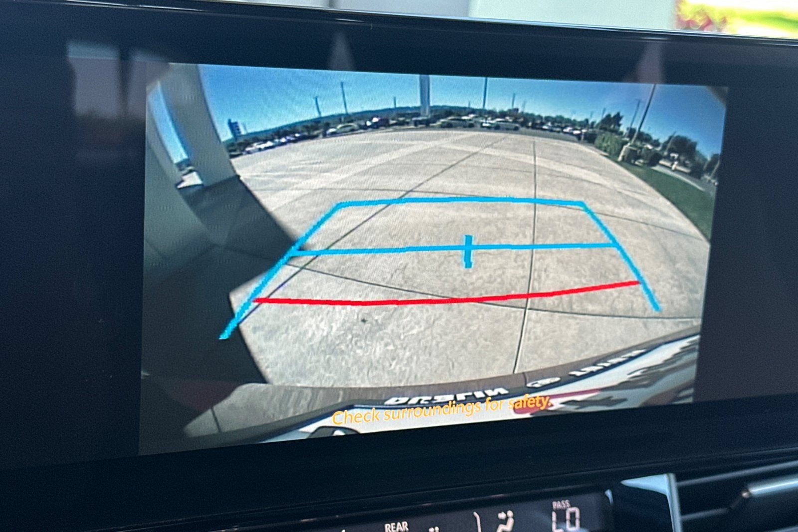 Used 2025 Toyota Sienna XLE FWD image 23