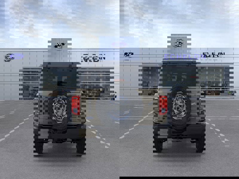 New 2025 Ford Bronco 4-Door image 5