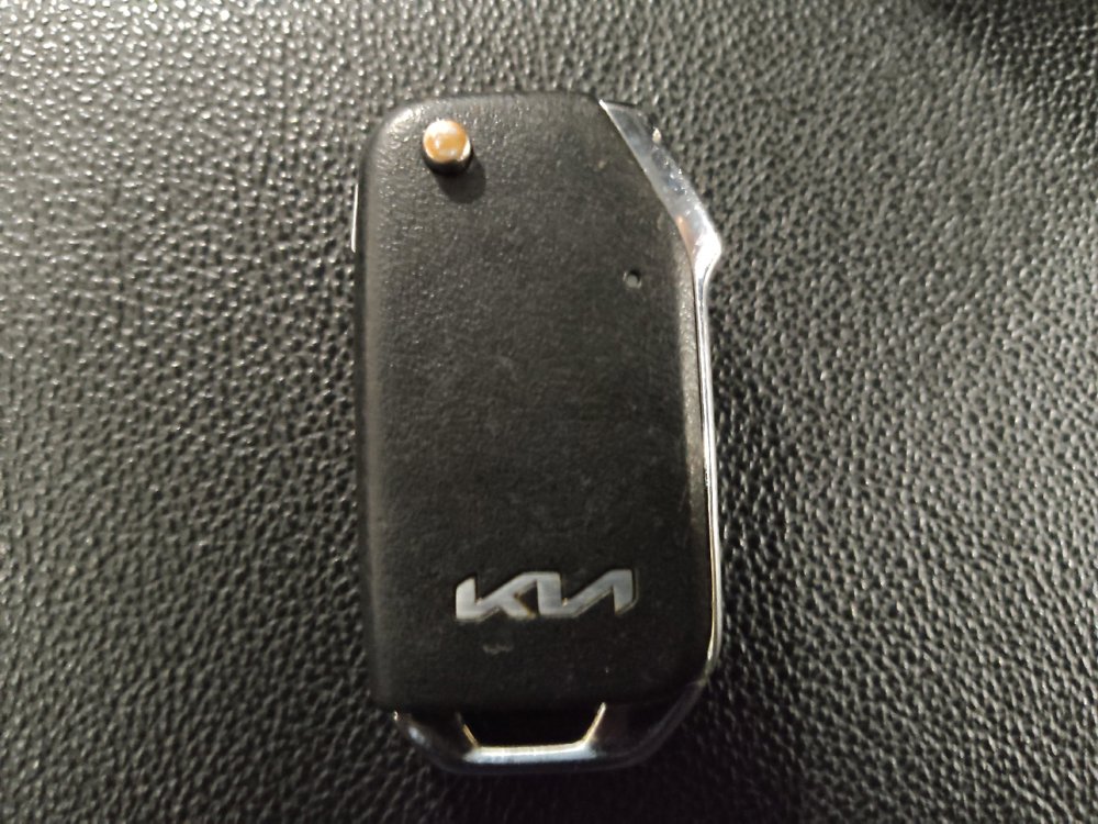 Used 2024 Kia Forte LXS FWD image 32