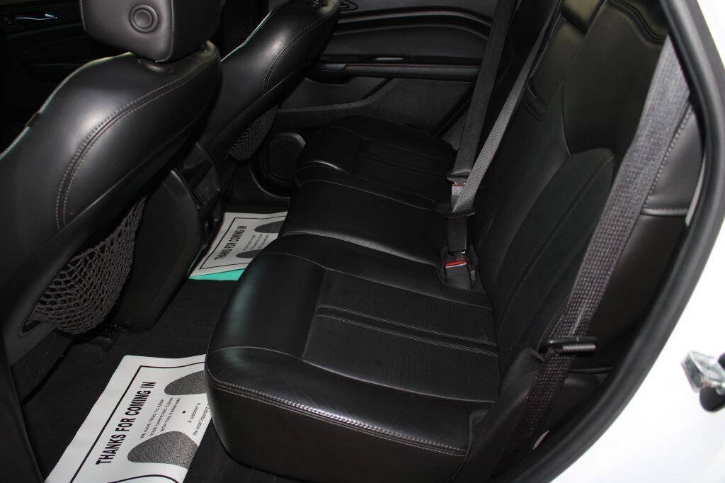 Used 2015 Cadillac SRX Luxury FWD image 14