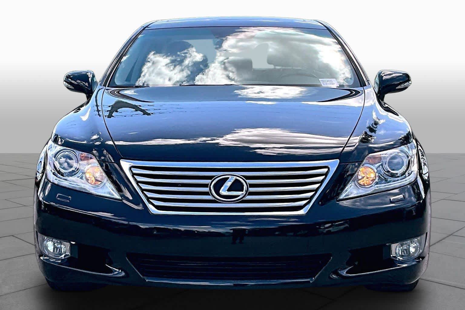 Used 2012 Lexus LS 460 AWD w/ Luxury Value Edition image 3