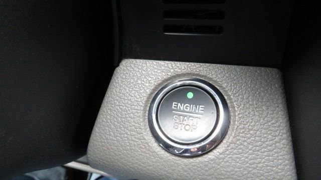 Used 2015 Ford F150 Lariat w/ Equipment Group 502A Luxury image 21