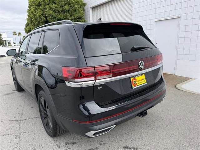 New 2026 Volkswagen Atlas SE image 4