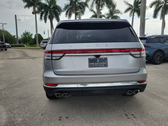 Certified 2020 Lincoln Aviator Reserve w/ Equipment Group 202A AWD/4WD image 5