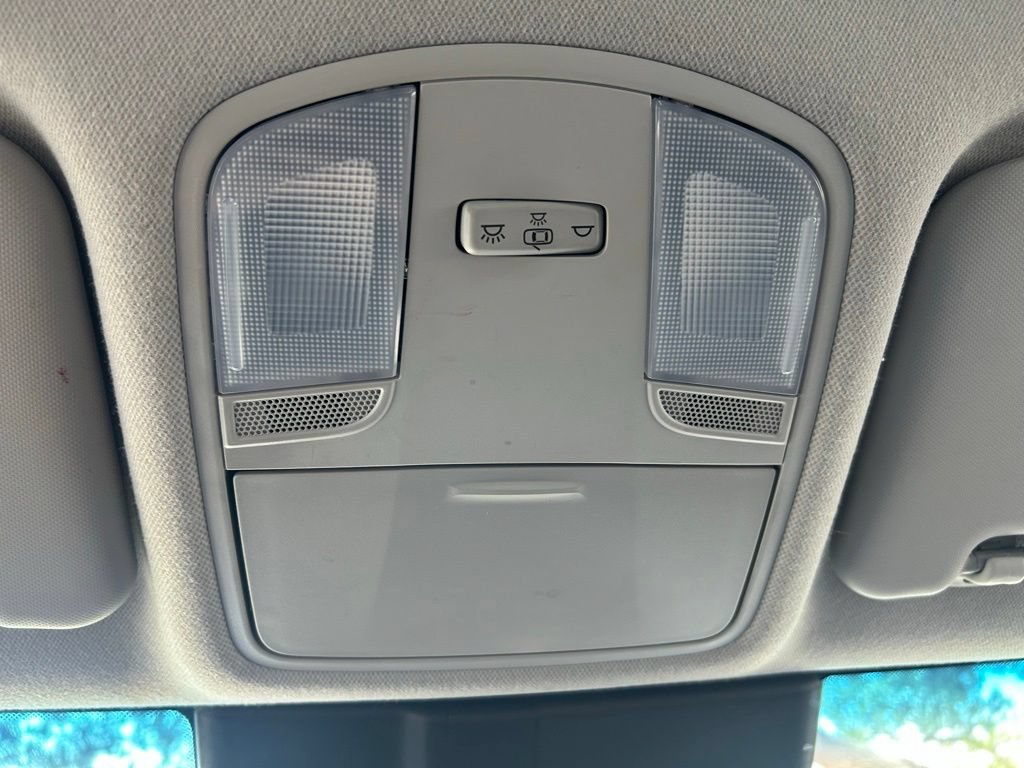 Used 2023 Hyundai Kona SE w/ Cargo Package FWD image 33