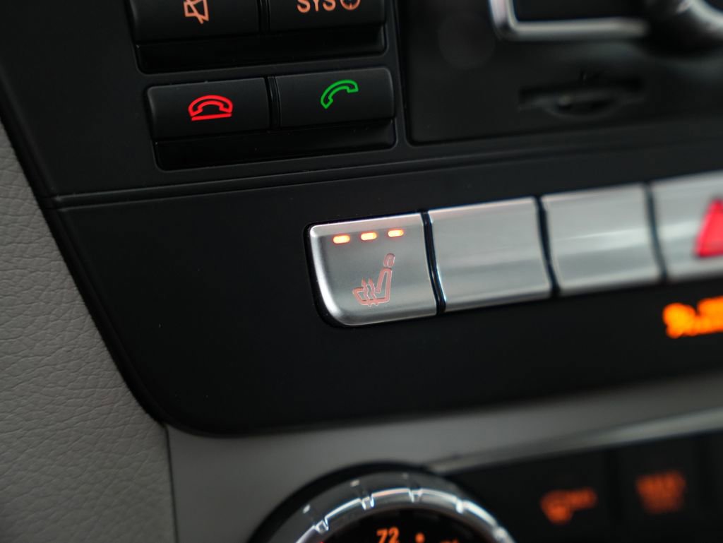 Used 2012 Mercedes-Benz C 300 4MATIC Sedan w/ Premium 1 Pkg image 23