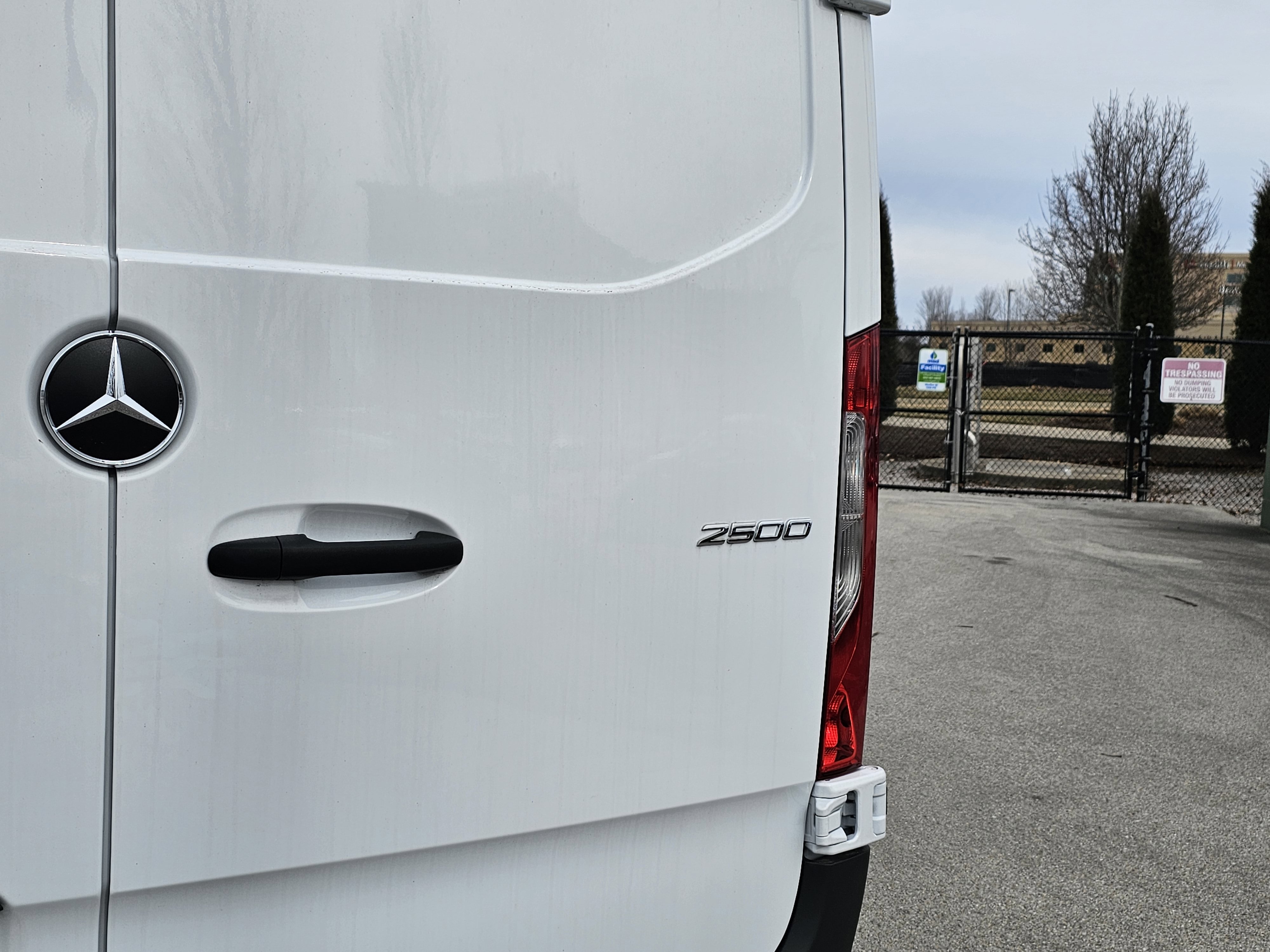 New 2025 Mercedes-Benz Sprinter 2500 image 14
