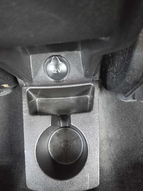Used 2016 Ford Fiesta SE FWD image 25