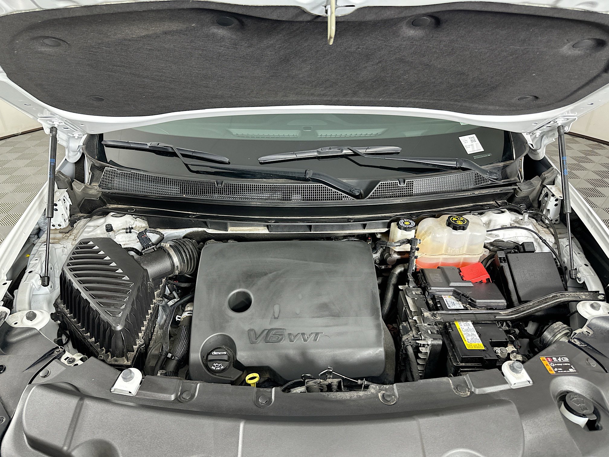 Used 2023 Chevrolet Traverse LT w/ LT Premium Package image 36