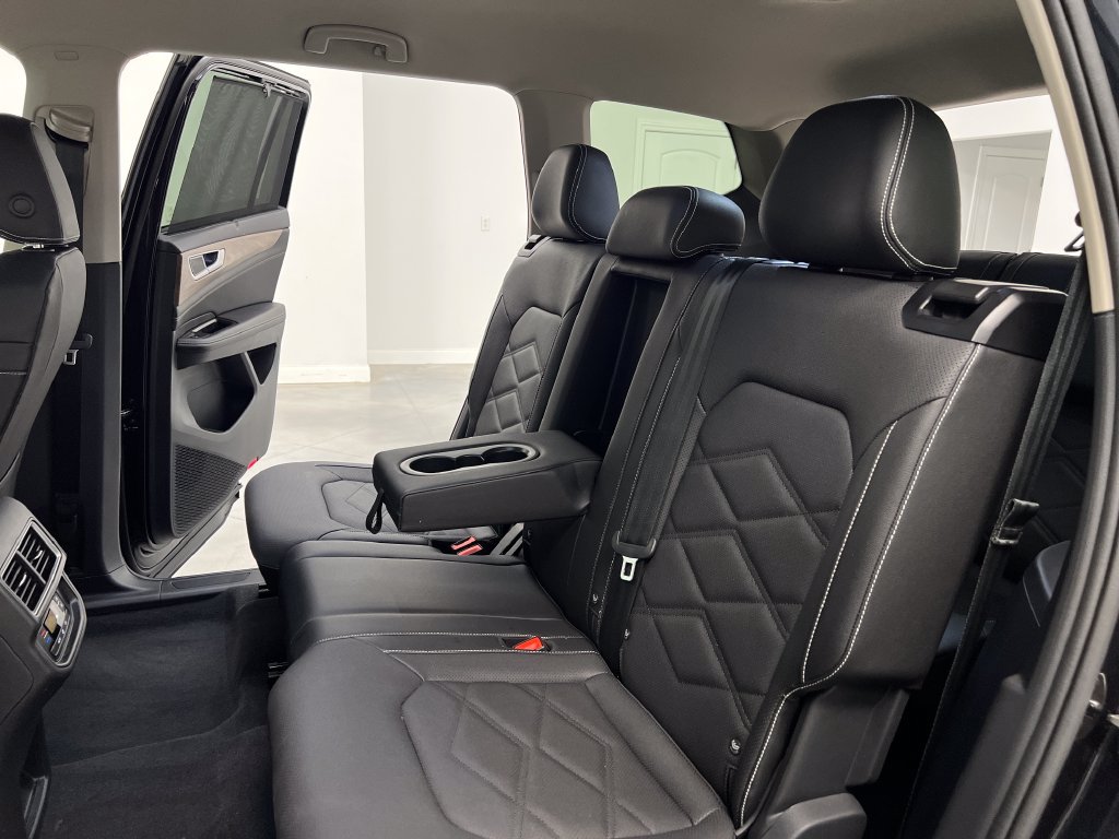Used 2026 Volkswagen Atlas SE FWD image 18