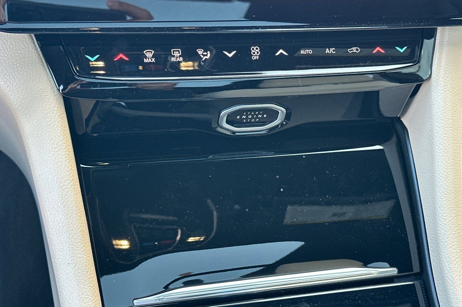 New 2026 Jeep Grand Cherokee Limited image 25