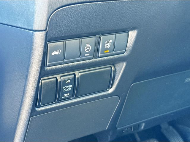 Used 2023 Nissan Armada SL w/ Midnight Edition Package image 12