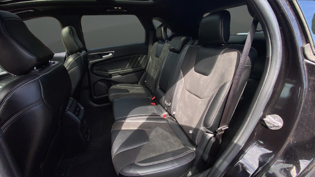 Used 2021 Ford Edge ST w/ Equipment Group 401A AWD/4WD image 25
