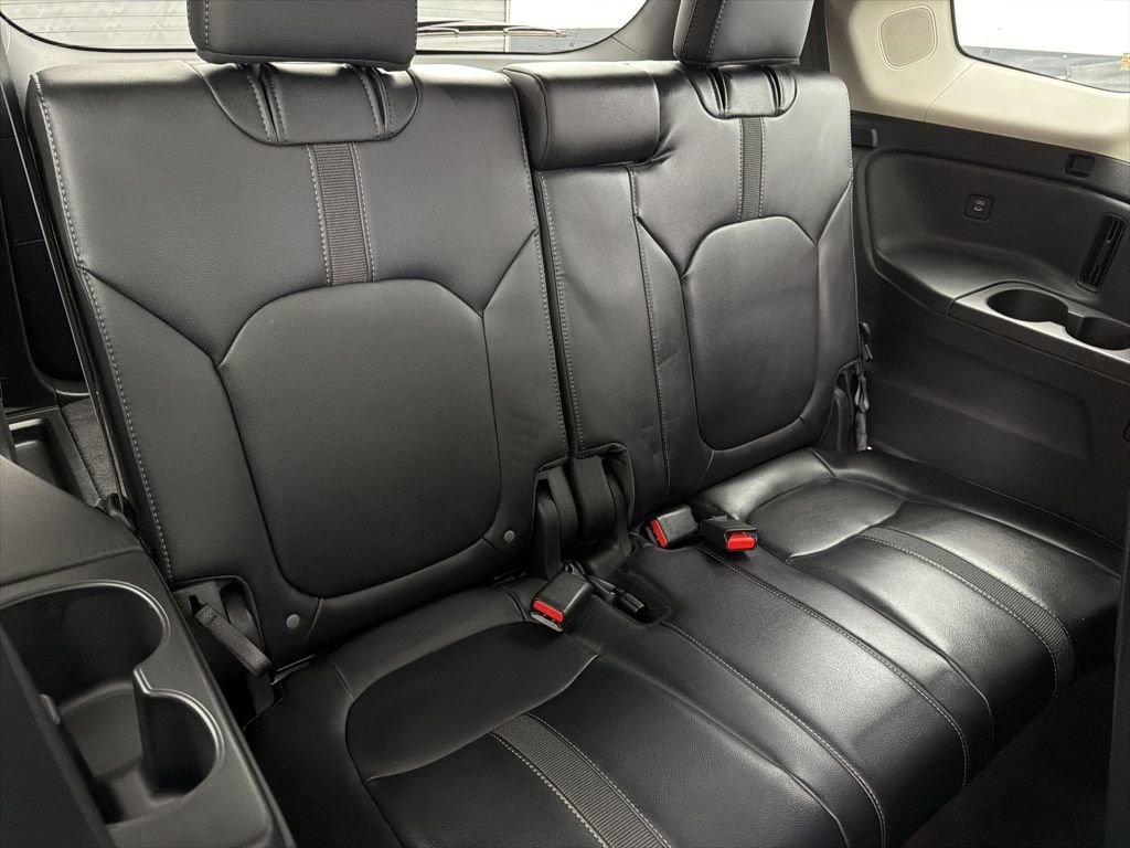 Used 2025 Honda Pilot Touring image 27