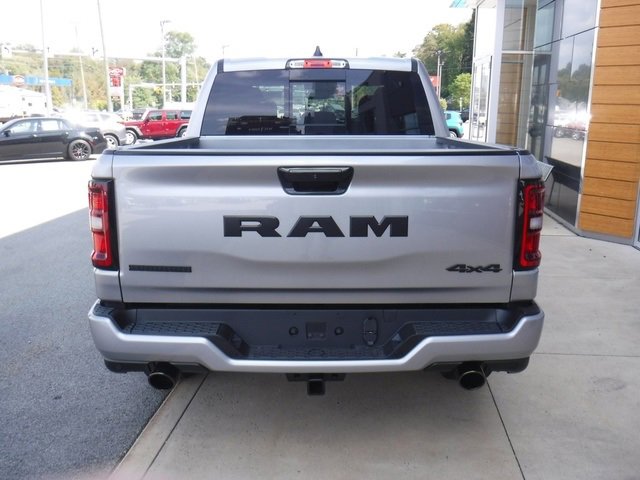 New 2026 RAM 1500 4x4 Crew Cab image 7