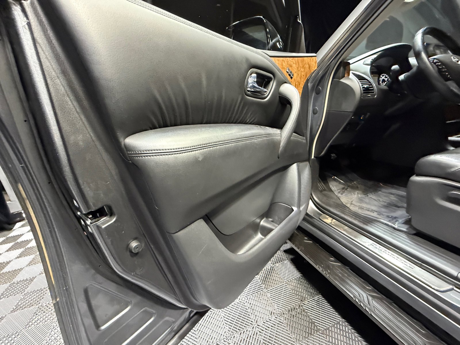 Certified 2021 Nissan Armada SL image 13