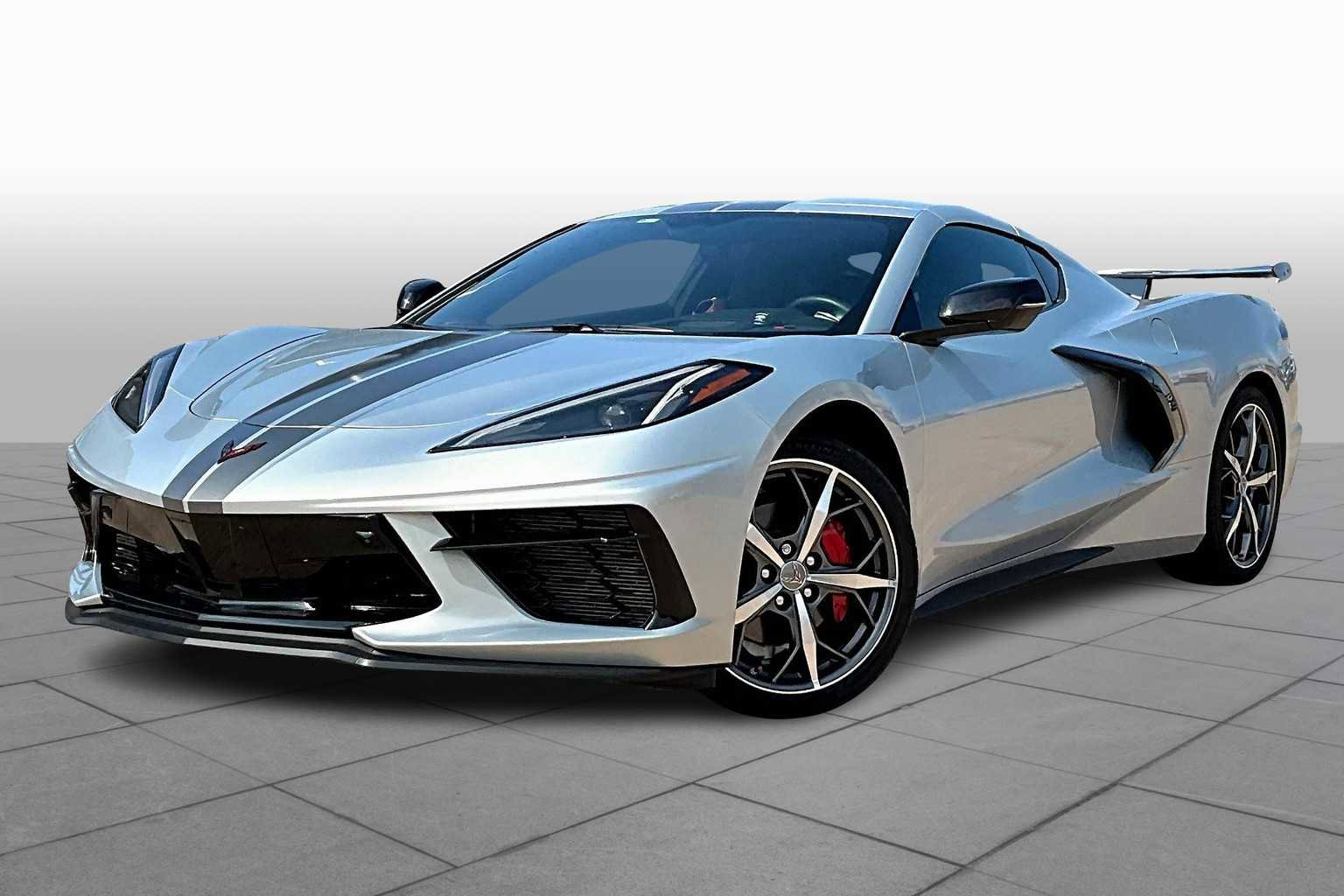 Used 2022 Chevrolet Corvette Stingray Preferred Cpe image 2