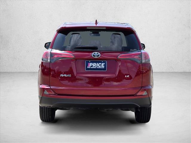 Used 2018 Toyota RAV4 LE FWD image 6