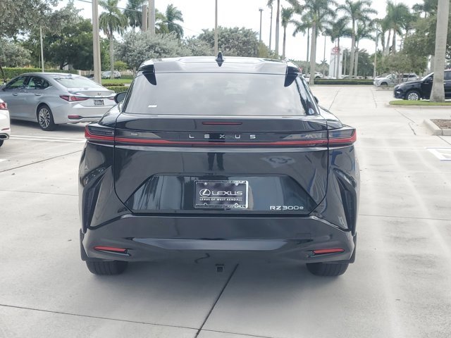Used 2024 Lexus RZ 300e Premium image 11