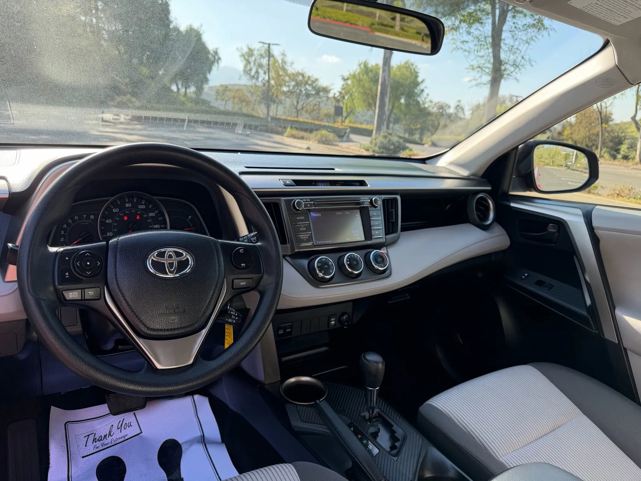 Used 2013 Toyota RAV4 LE image 16
